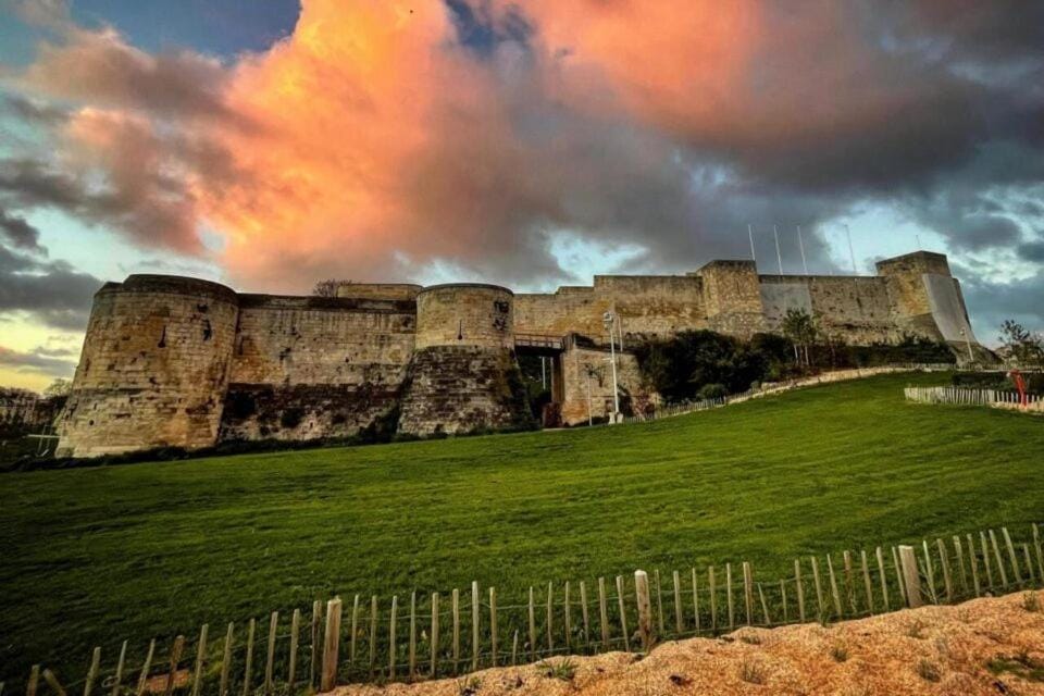 F3 Central, Bright and Quiet in Caen Apartment in Caen