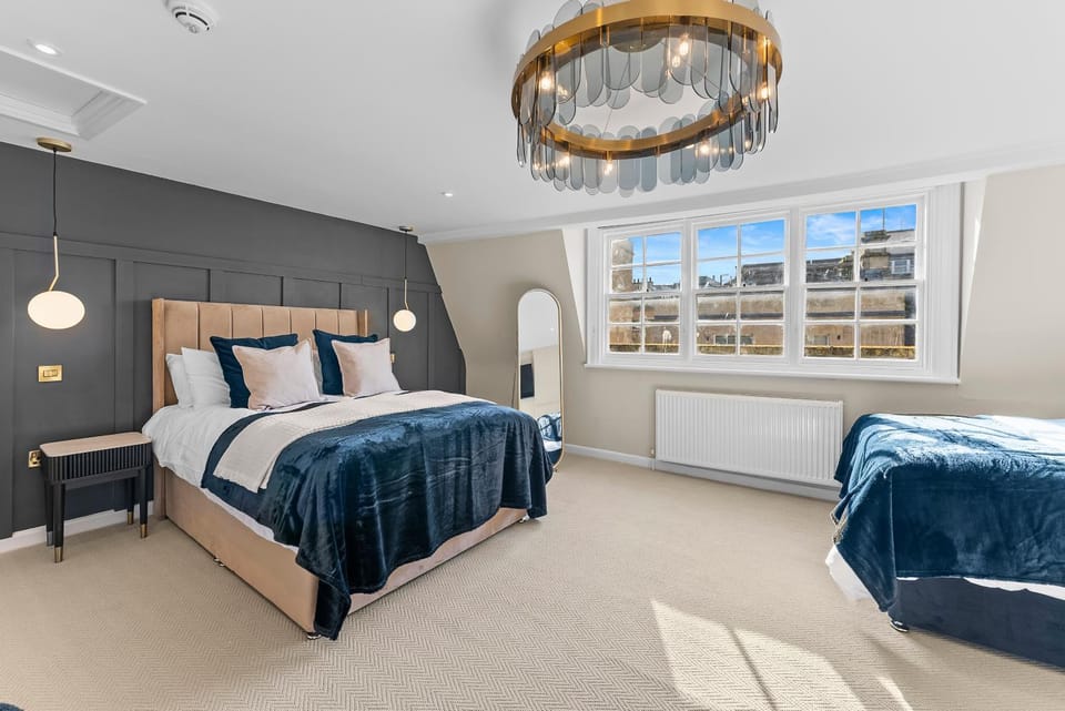 Luxurious Abode in Central Bath Apartment in Bath