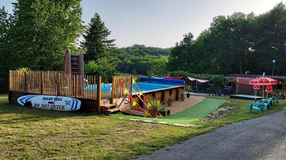 Camping La Perle Luxury tent in Auvergne-Rhône-Alpes