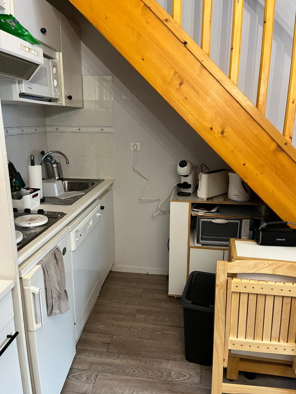 Charmant duplex en plein centre de Cauterets de 4 à 6 couchages et 2 chambres dont une sous-toit Apartment in Cauterets
