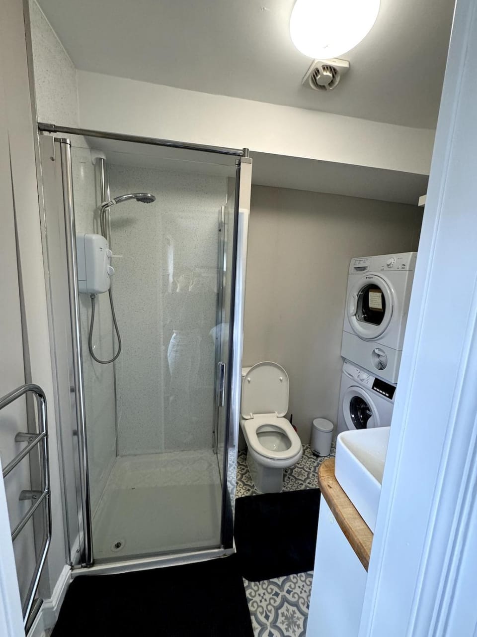 Shower, Toilet, Bathroom