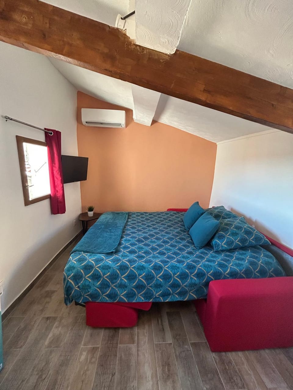 Nid douillet sous les toits Apartment in Grasse