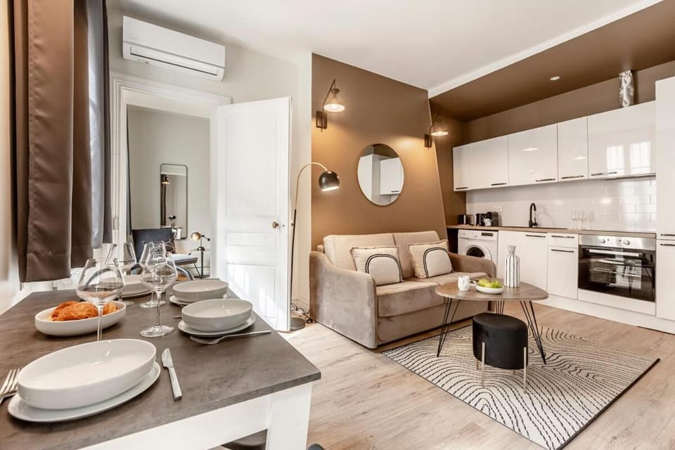 A21 République Marais 1BedRoom Paris03 AC Apartment in Paris
