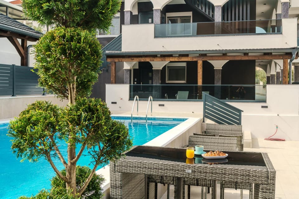 Villa Diamond Apartment in Okrug Gornji