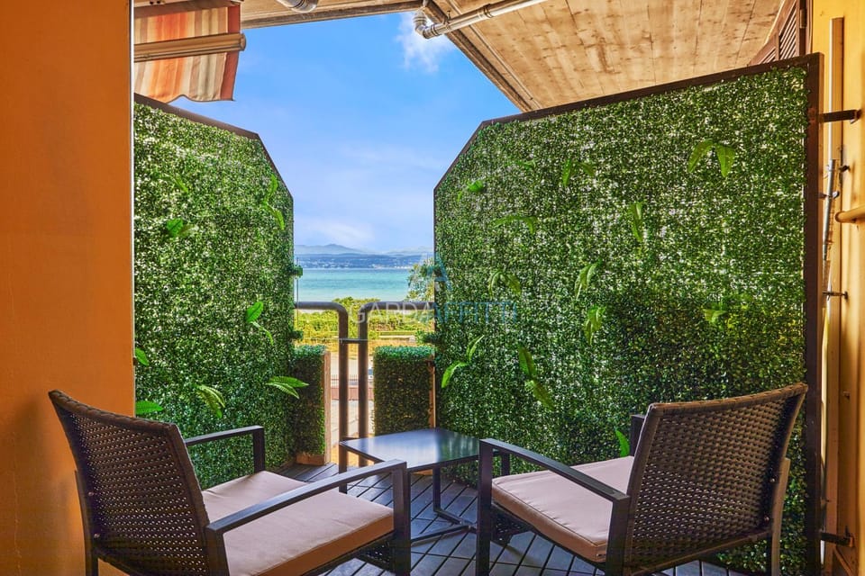 Balcony/Terrace, Balcony/Terrace