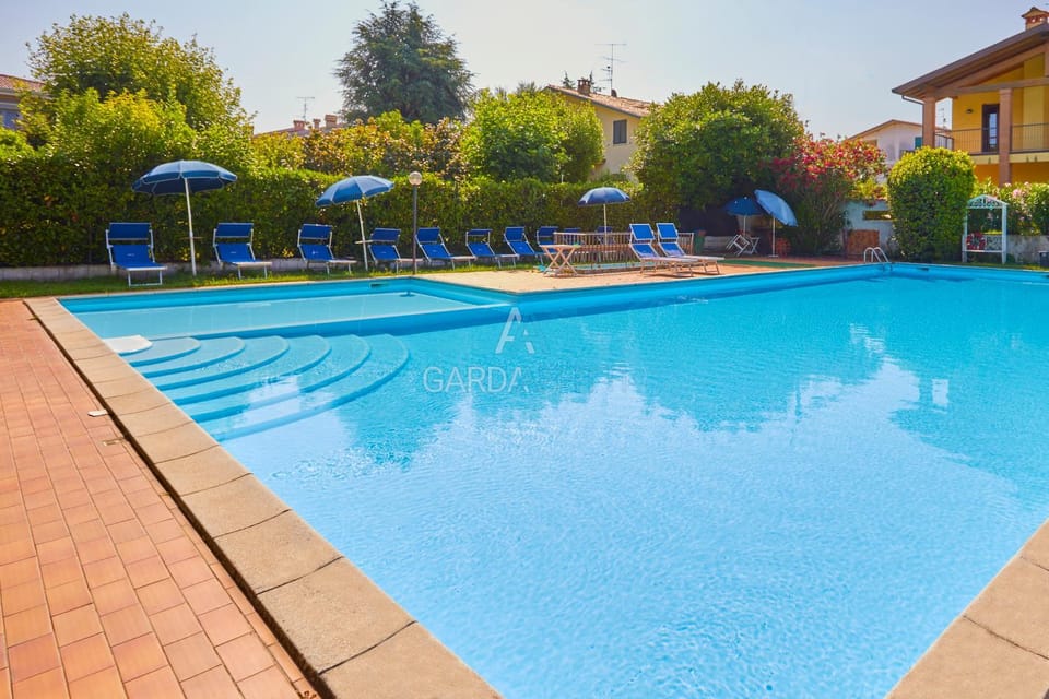 Swimming pool, Swimming pool