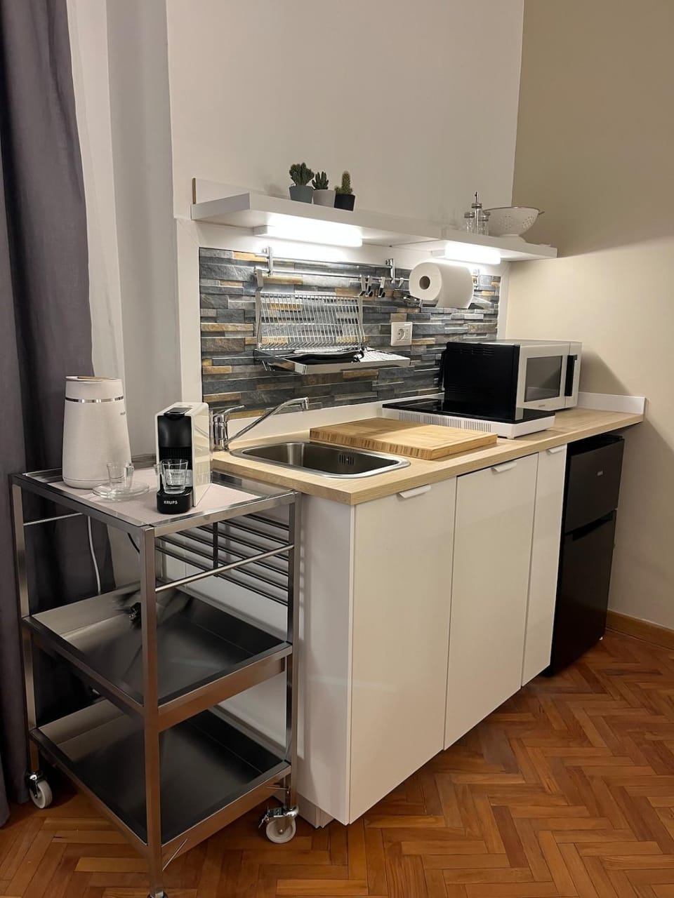 Kitchen or kitchenette, stove