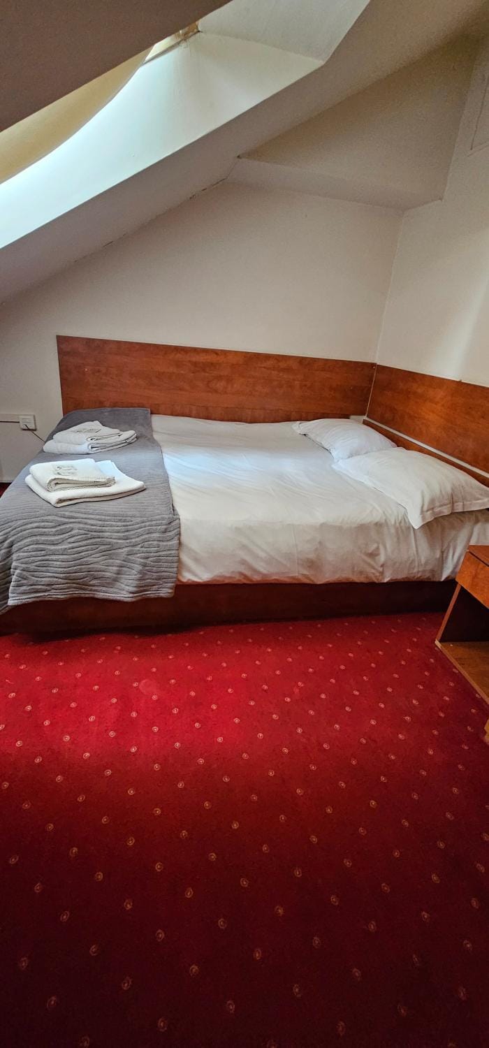 Hotel Olimp - 2 stele Hotel in Cluj-Napoca