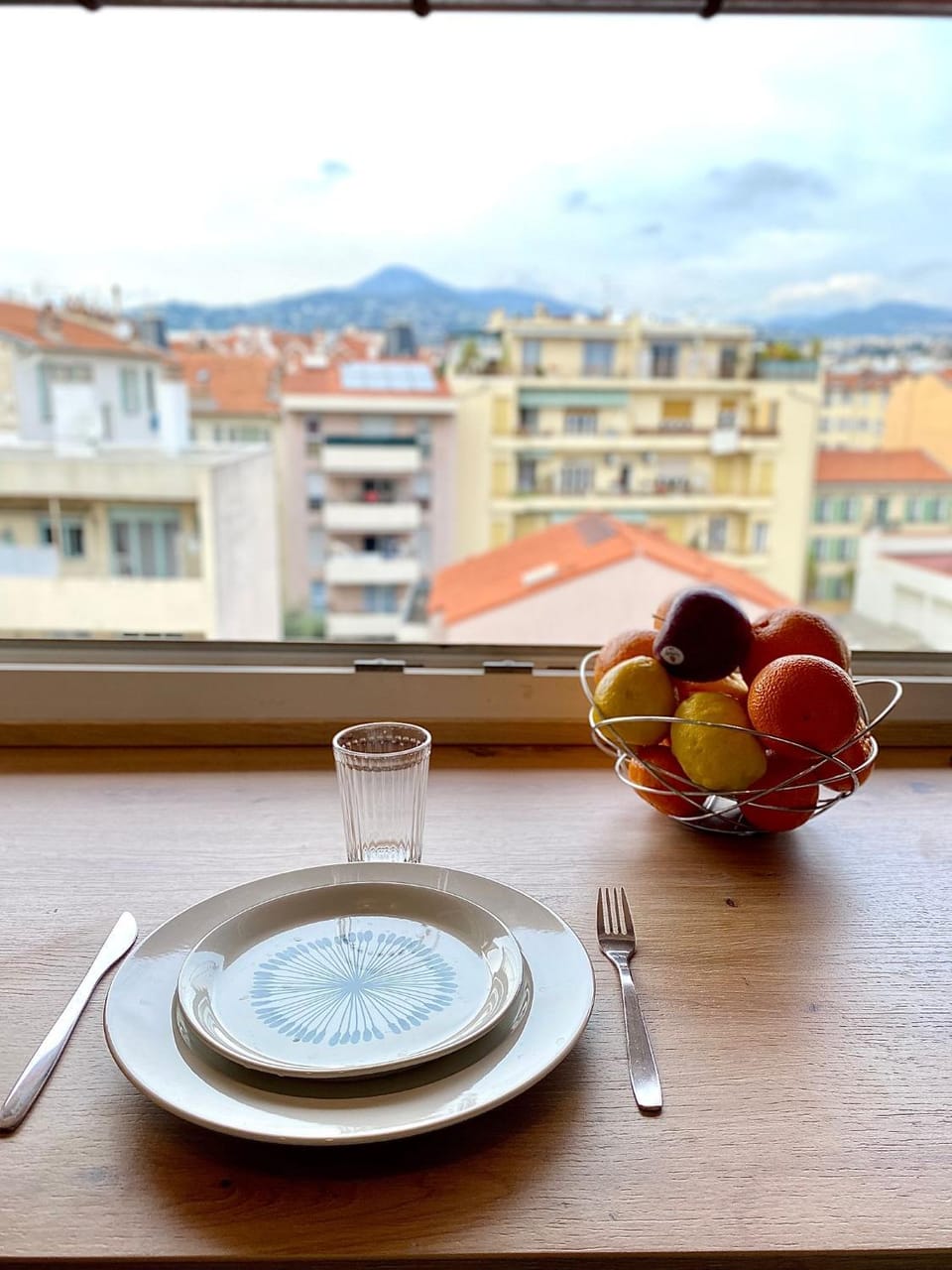 Studio Cosy avec vue sur Montagnes, proche Gare Apartment in Nice