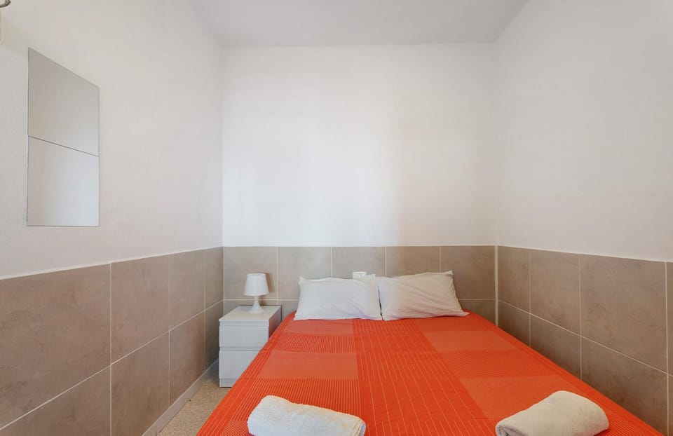 Property building, Living room, Bedroom