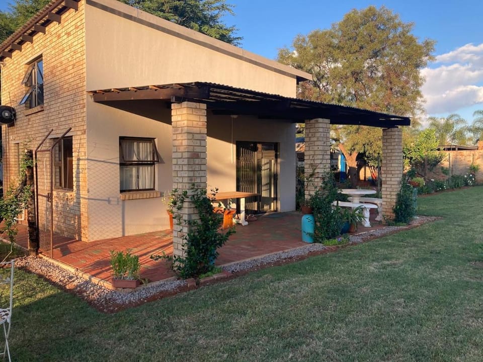 Lamorena loft farm living Apartment in Pretoria
