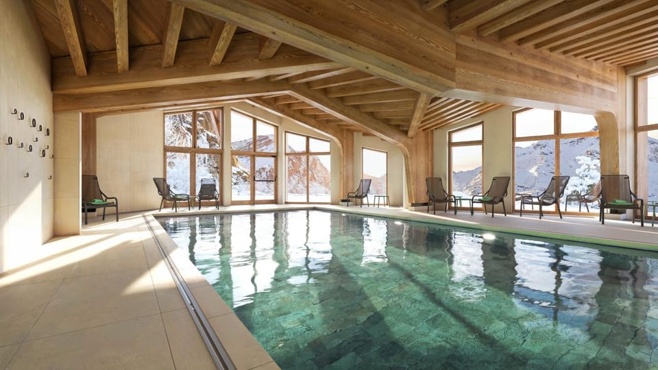 Pool view, Swimming pool, sunbed
