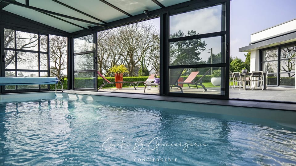 PERLE Maison contenporaine avec piscine 6 pers House in Concarneau