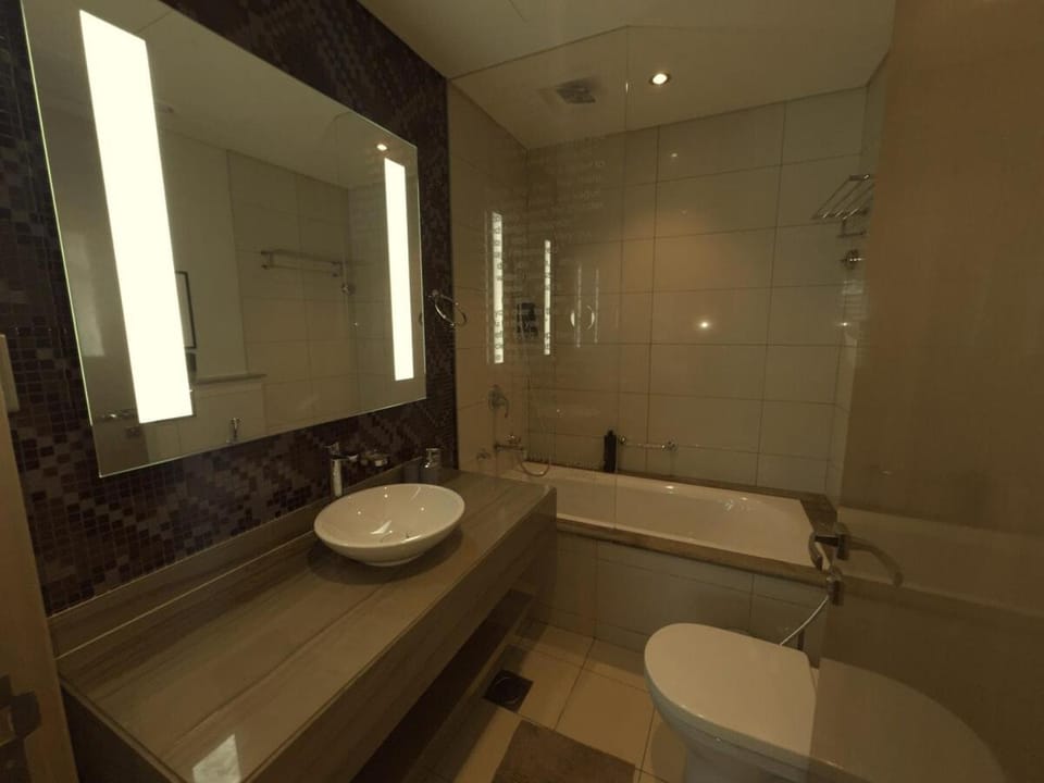 Bathroom, Bath