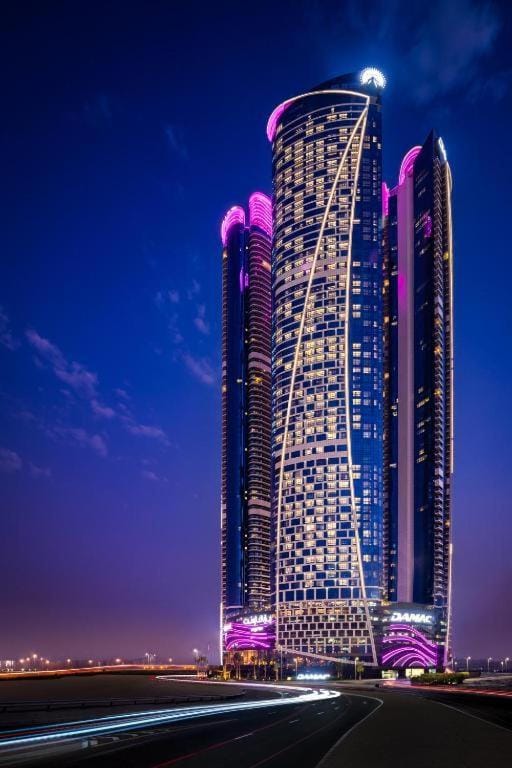 Property building, City view
