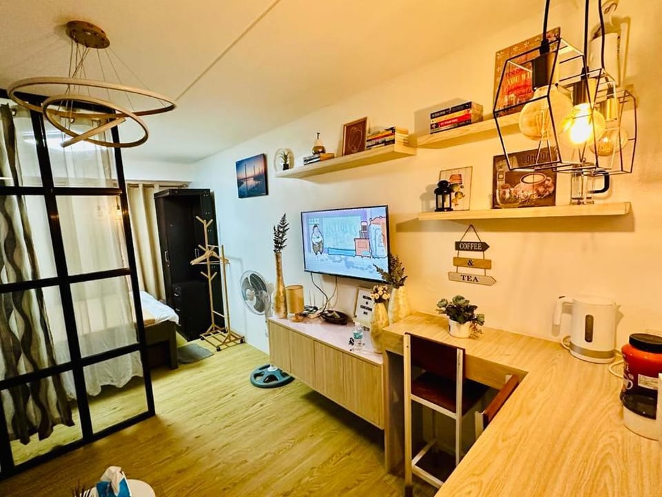 Staycation 941 Bed and Breakfast in Manila City