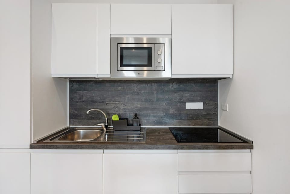 Kitchen or kitchenette, Living room