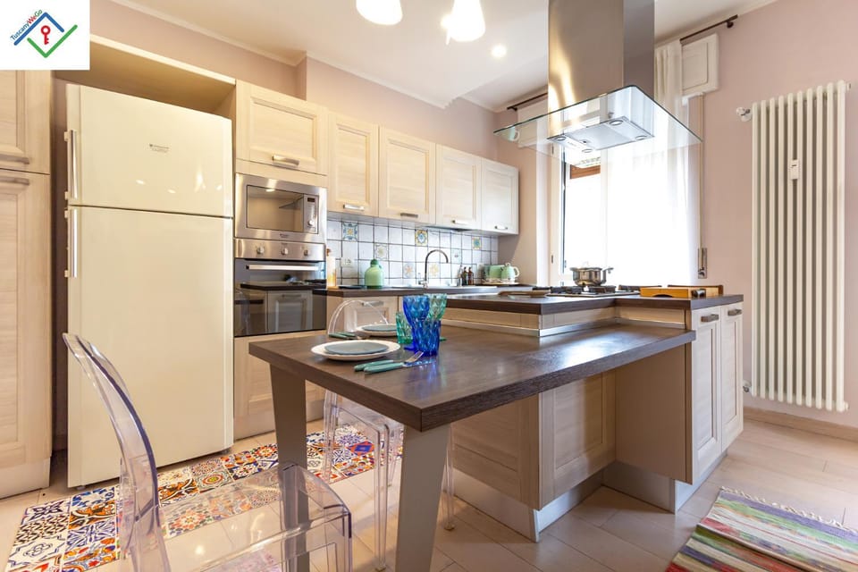 Kitchen or kitchenette, kitchen