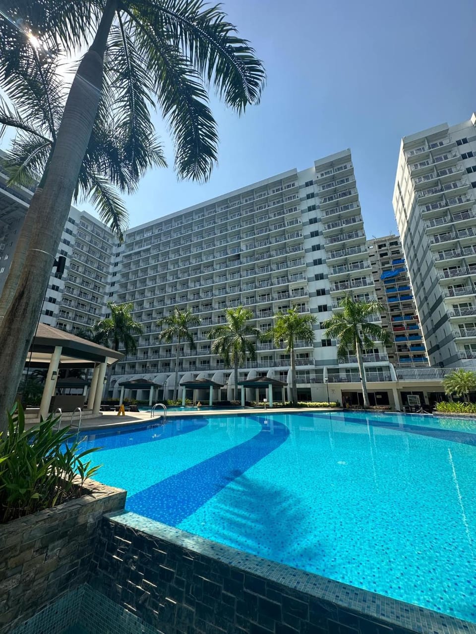 Shell Residence Mall of Asia Hotel in Pasay