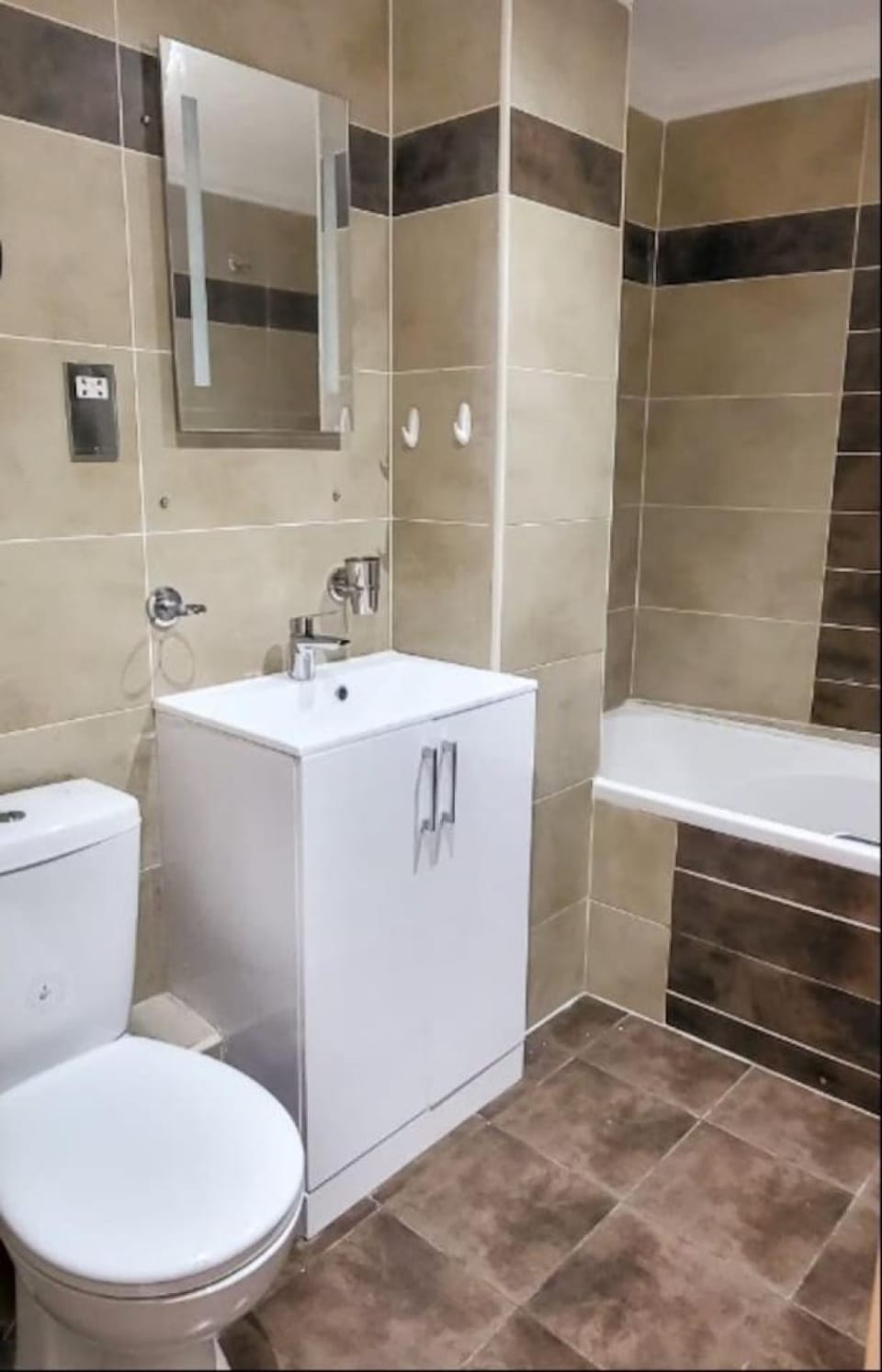 Spacious 2-bedroom in Canary Wharf Apartment in London
