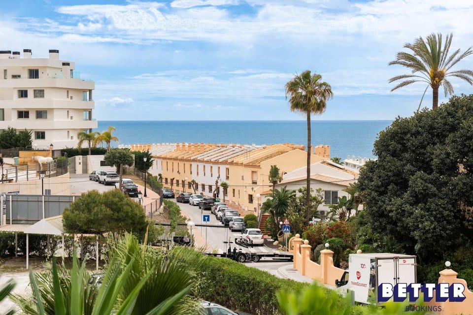 Cozy 2-Story Townhouse Family-Friendly House in Costa del Sol