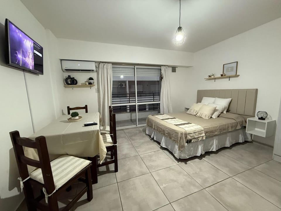 Bed, TV and multimedia, Living room, Photo of the whole room, Seating area, Bedroom, hair dresser