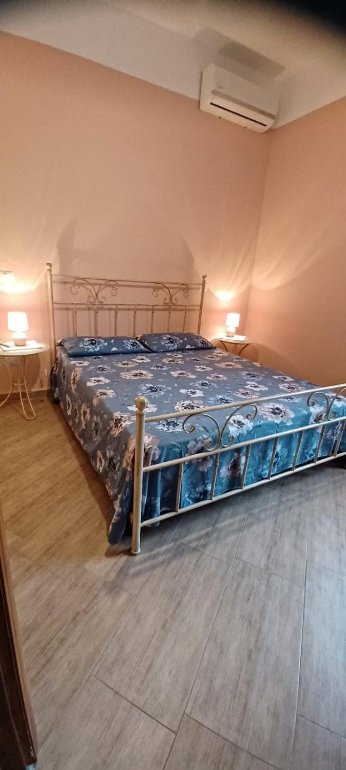 Rosa's Flat Apartment in Olbia