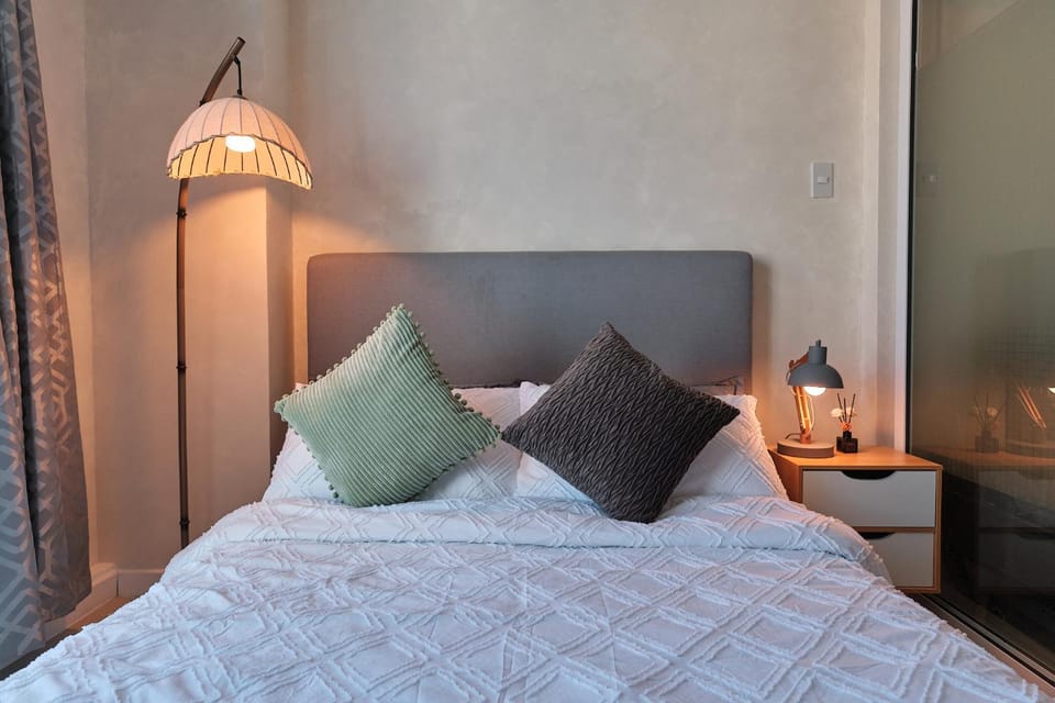 Bahamas Tower Azure Urban Resort Residences by Nestled Nook Apartment in Paranaque