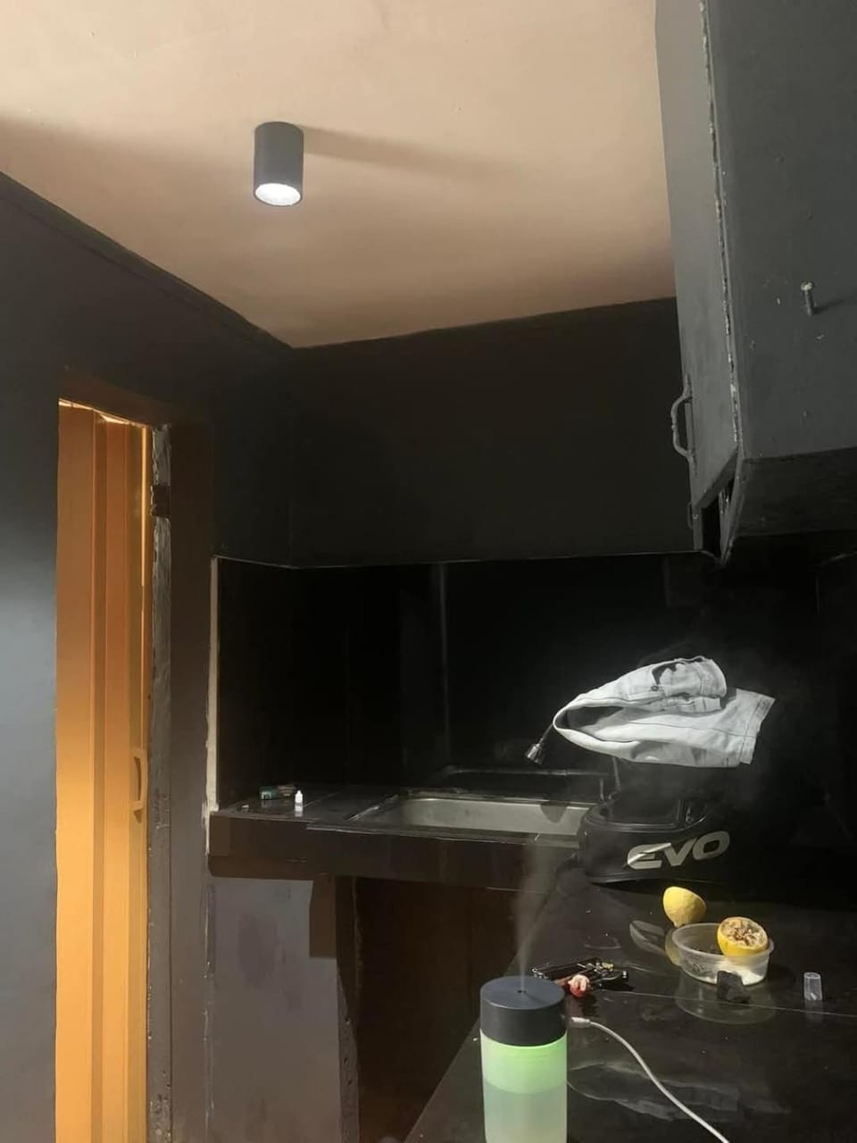 Cozy Room in Cainta 20mins to BGC and Antips Apartment in Pasig