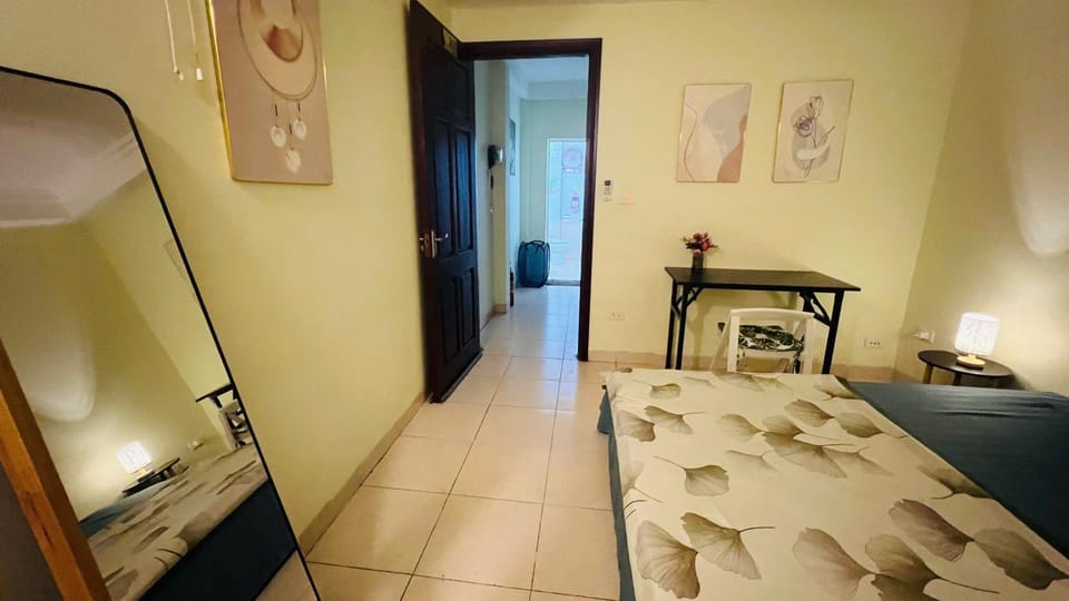 Bed, TV and multimedia, Photo of the whole room, Bedroom, wardrobe