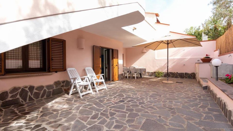 Inner courtyard view