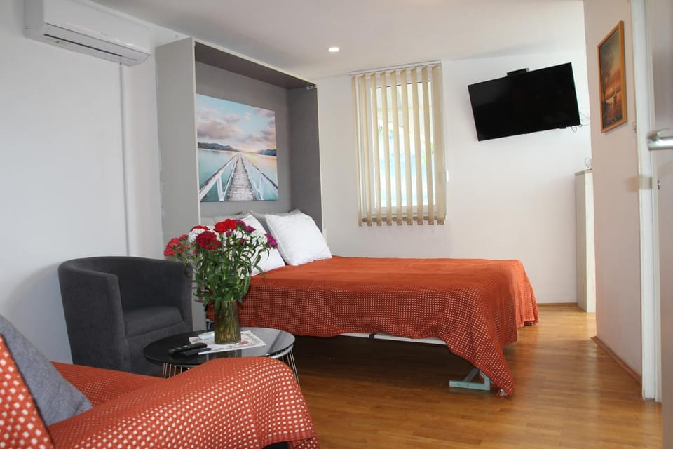 Apartment Zlatni Potok with seaview Apartment in Dubrovnik