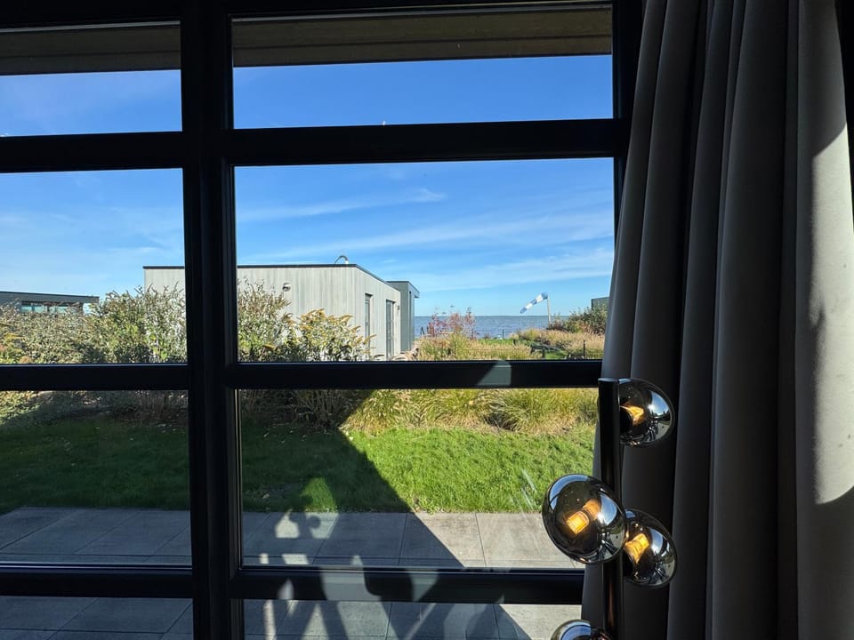 Enkhuizer Strand Chalet Leuke Plek Haus Nr 216 House in Flevoland, Netherlands