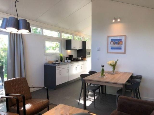 Breskens Laguna Chalet mit Zaun Haus Nr A04 House in Zeeland, Netherlands