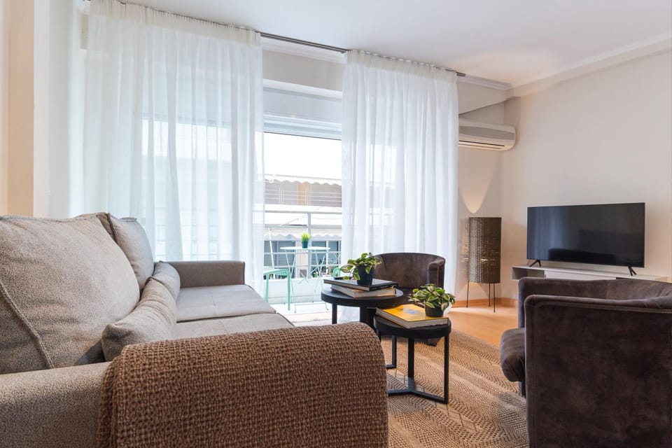 TV and multimedia, Living room, air conditioner