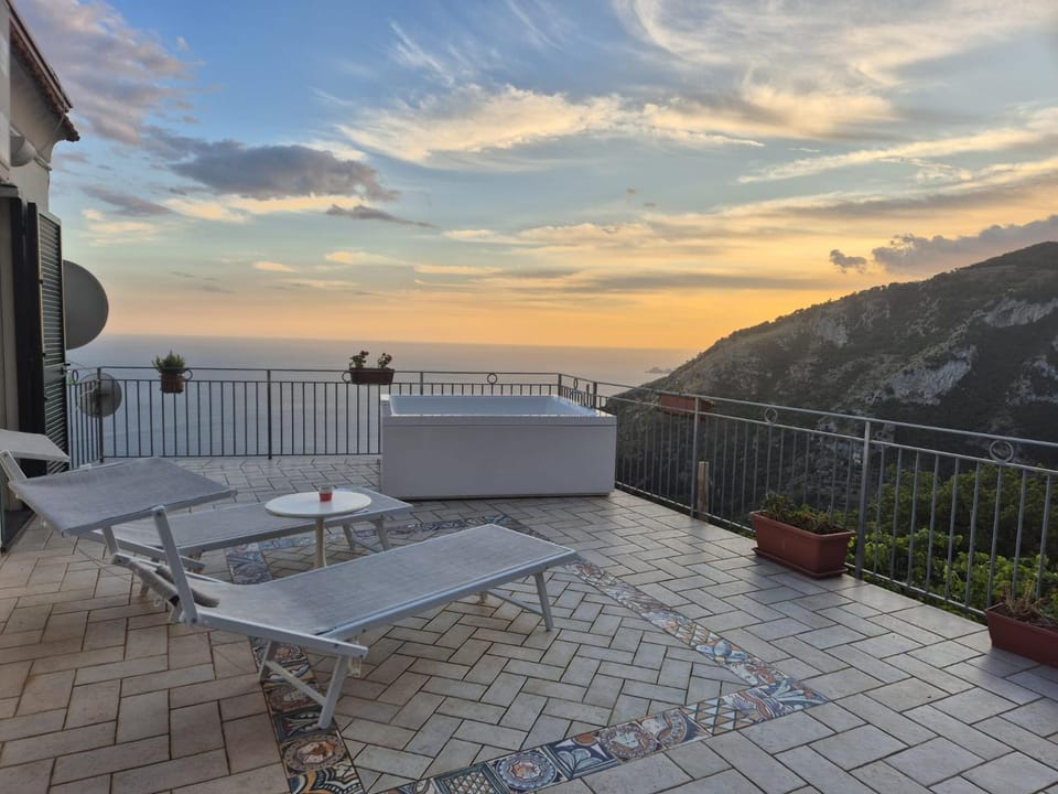 Villa Don Luigi House in Furore