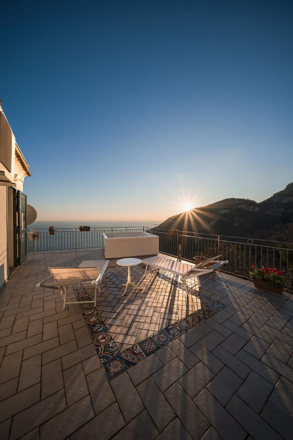 View (from property/room), Balcony/Terrace, Swimming pool, Sunset, sunbed