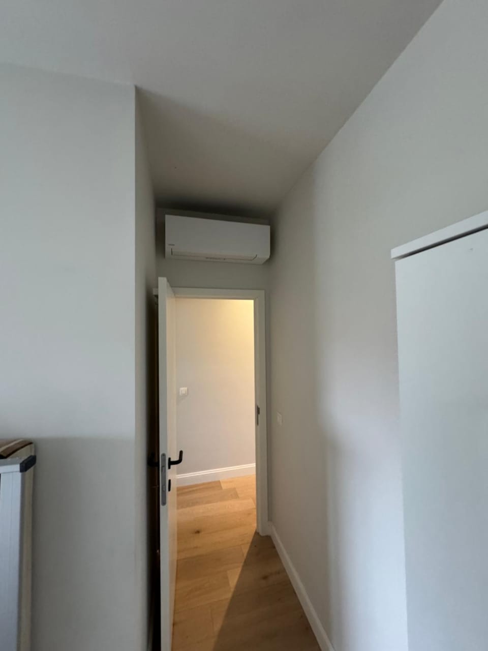 Holiday Small Shared Room in Gent Apartment in Ghent