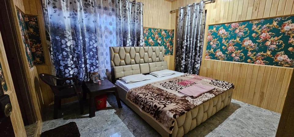 Hotel First Kashmir Hotel in India