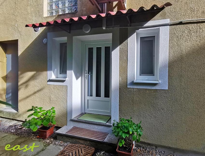 Property building, Day