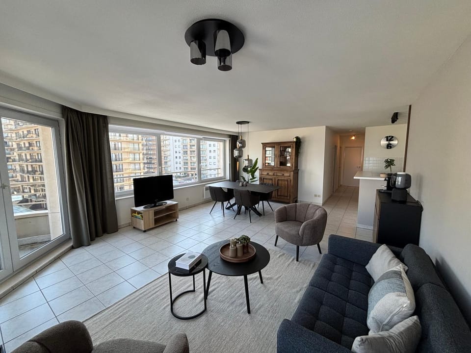 TV and multimedia, Seating area