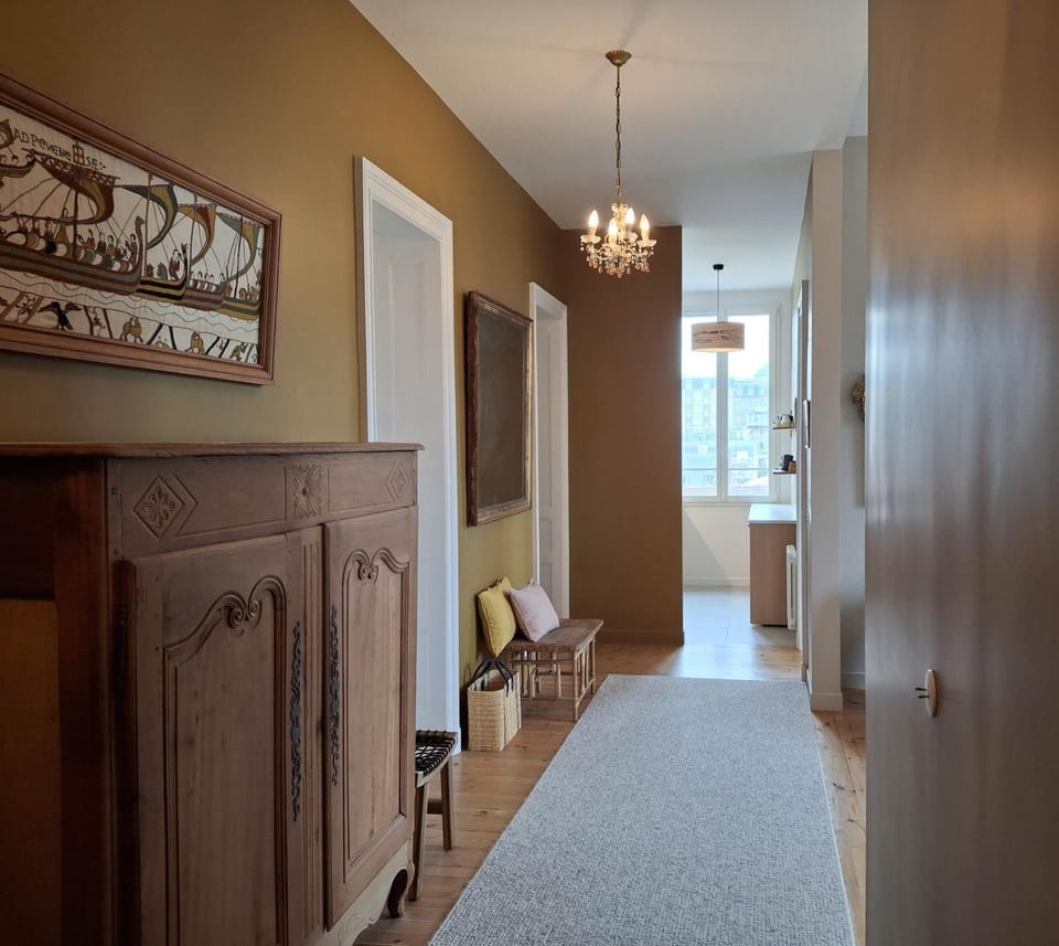storage, wardrobe
