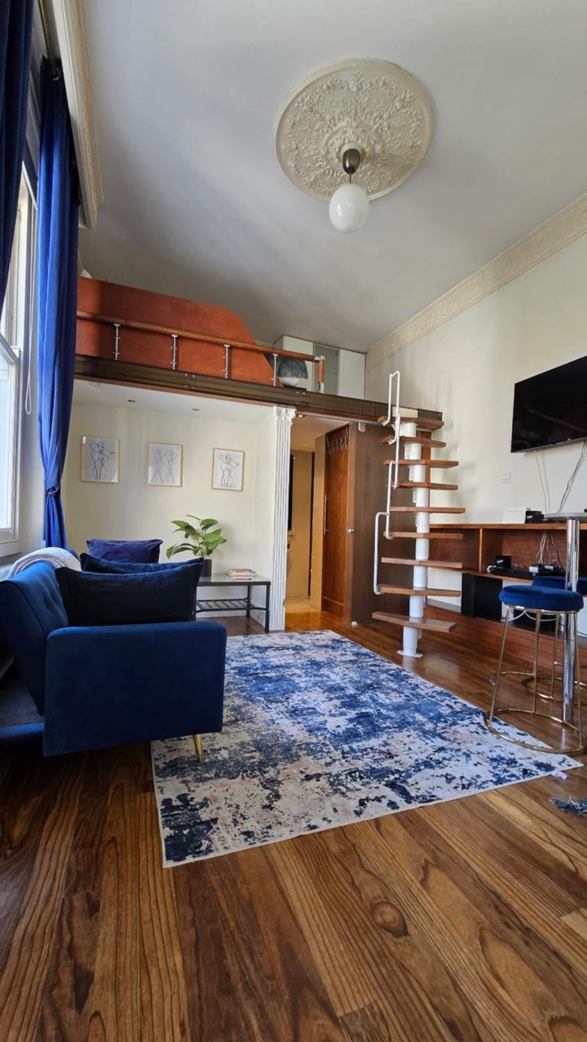 Property building, TV and multimedia, Coffee/tea facilities, Living room