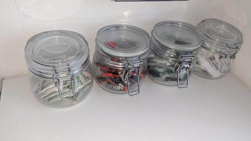 BARTON BEACHSIDE - Family OneBedroom Apartment, Double & BunkBed - Central Beach & Promenade Location - Over 21's, Family Friendly Only, ID Required Apartment in Blackpool