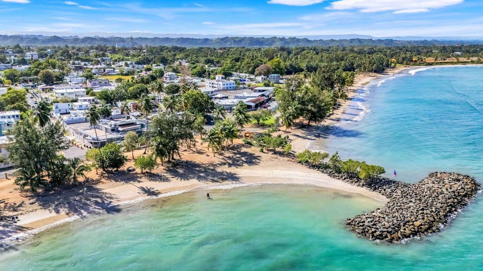 AQUA Ville Moderna - Serene 16BR Coastal Haven Villa with Pool Villa in Dorado