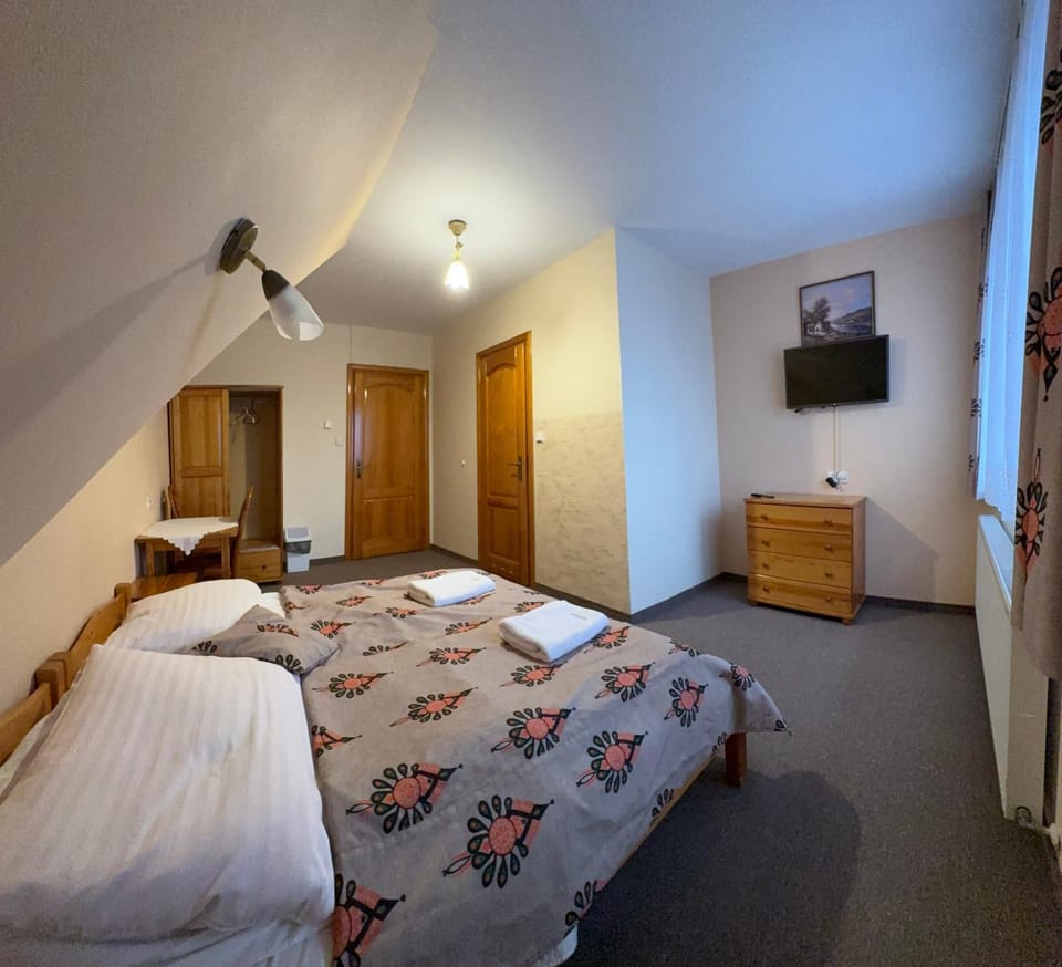 Dom Wypoczynkowy Maniek Bed and Breakfast in Lesser Poland Voivodeship