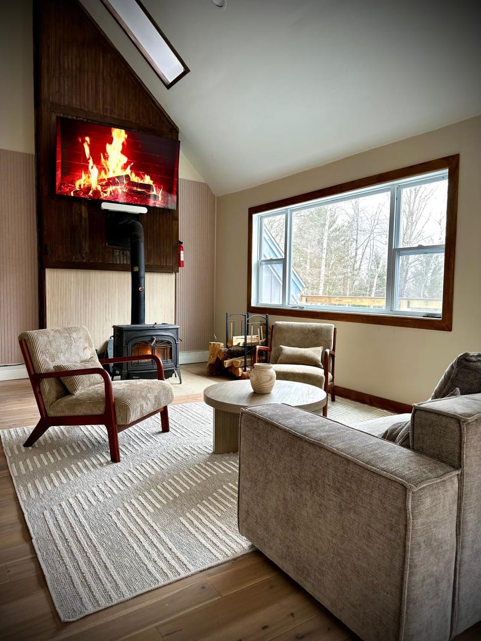 Ski Mountain Home Unit B House in Pittsfield