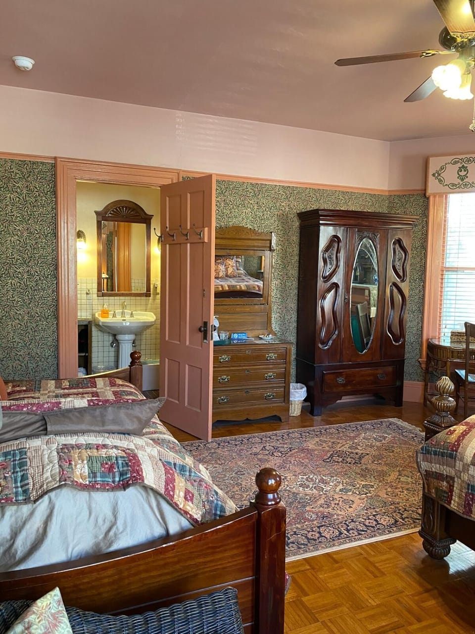 Bed, Bedroom, wardrobe
