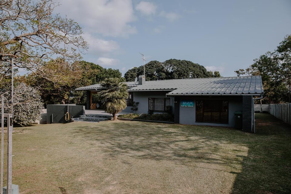 Sea La Vie- beach cottage House in KwaZulu-Natal