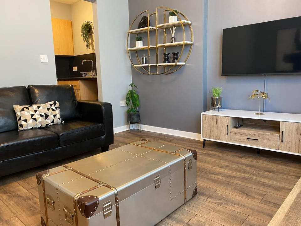 TV and multimedia, Living room, Seating area